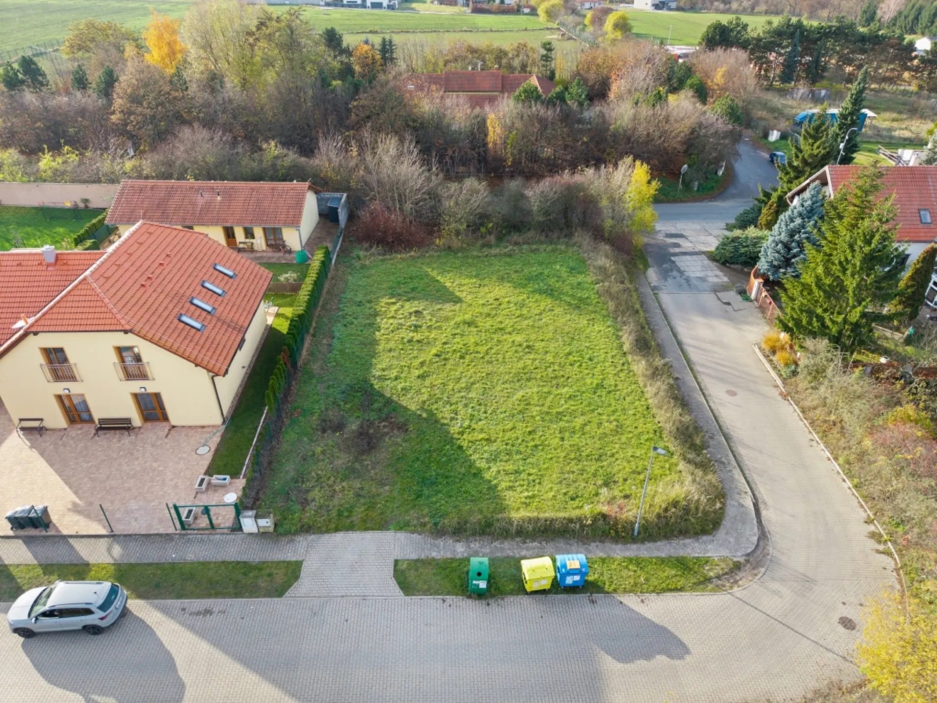 Pozemek pro rodinný dům v Zápech, kompletní inženýrské sítě