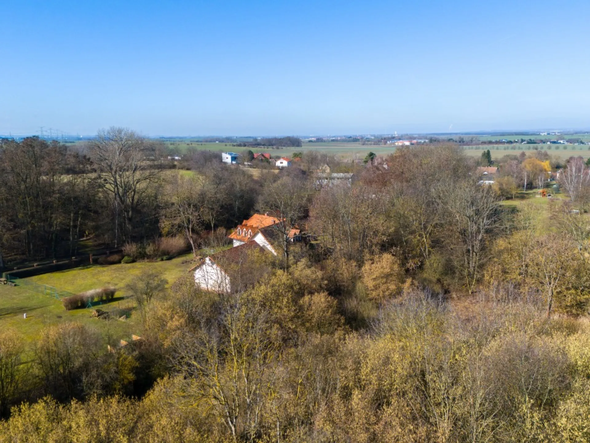 Pozemek Brandýs