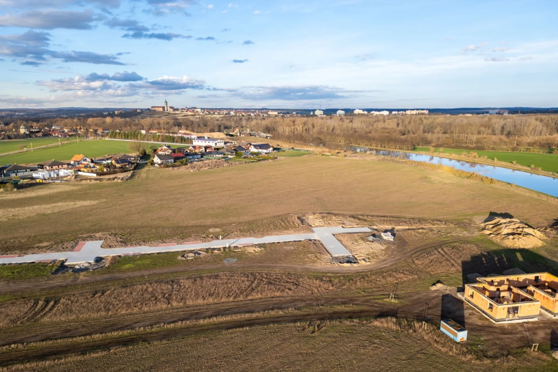 Pozemek 804 m² - Hořín, okres Mělník