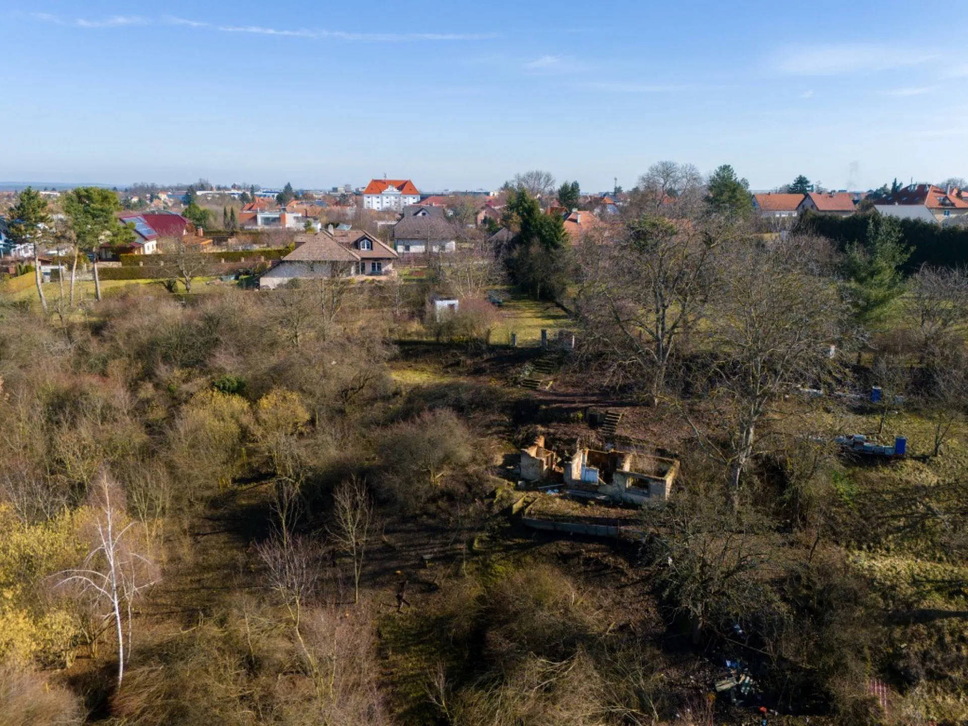 Pozemek Brandýs