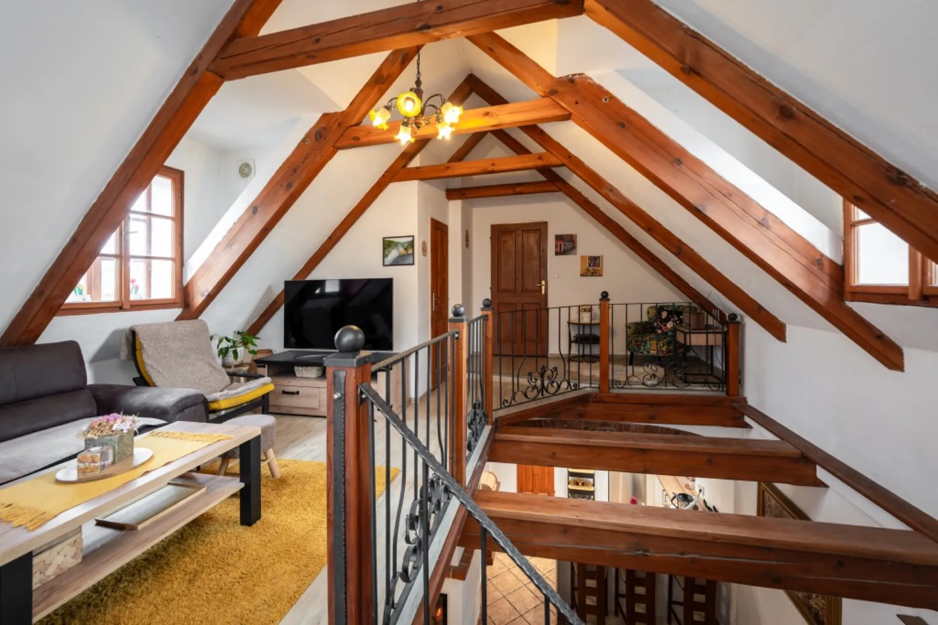 Dům 340 m², Sedlec-Prčice